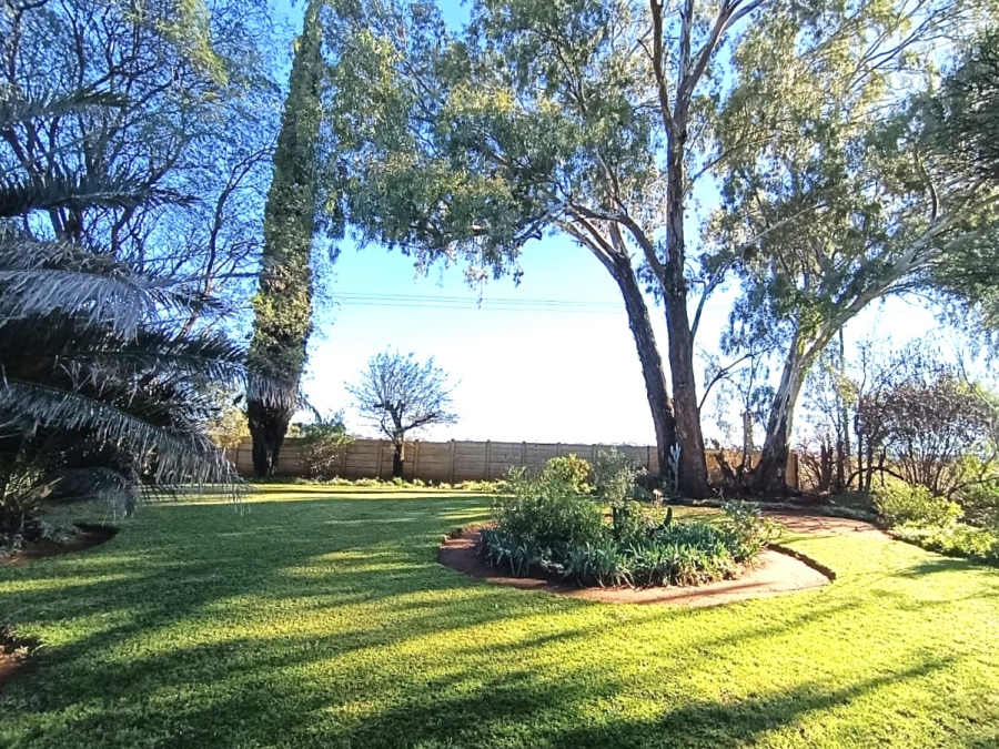 Commercial Property for Sale in Bloemdal Free State